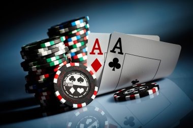 petatoto 3 live dealer studio with professional dealers and HD broadcast equipment