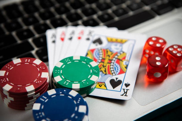 petatoto 3 live dealer studio with HD camera setup and professional dealers